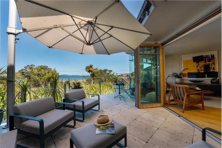 Photo of property in 39 Little Compton Mews, Snells Beach, 0920