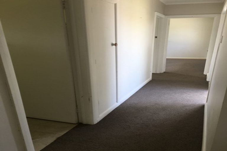 Photo of property in 11 Matipo Road, Mairangi Bay, Auckland, 0630