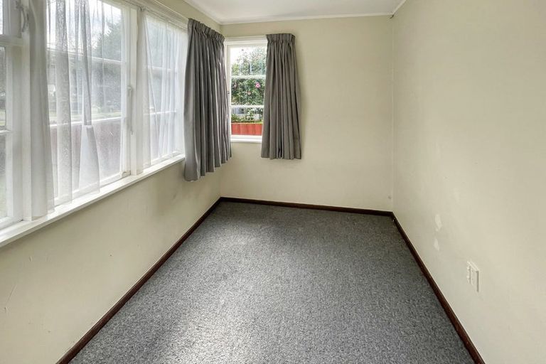 Photo of property in 54 Molesworth Street, Taita, Lower Hutt, 5011