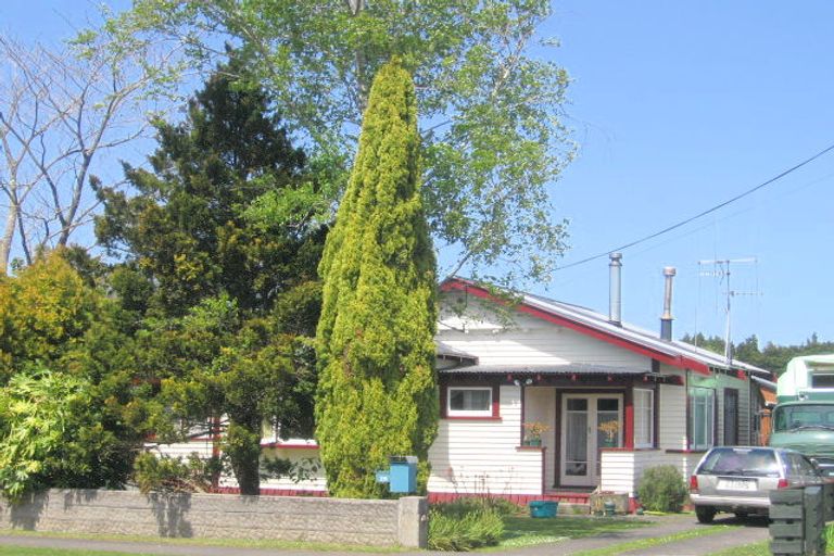 Photo of property in 25 Cureton Street, Morrinsville, 3300