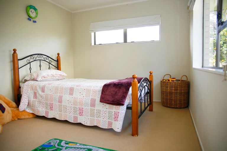 Photo of property in 51 Barnhill Crescent, Pahurehure, Papakura, 2113