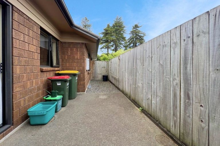 Photo of property in 2/108 Old Farm Road, Hamilton East, Hamilton, 3216