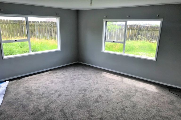 Photo of property in 2/140 Metcalfe Road, Ranui, Auckland, 0612
