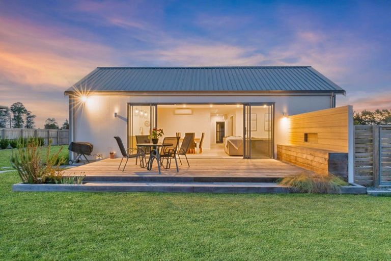 Photo of property in 9 Plum Tree Lane, Solway, Masterton, 5810