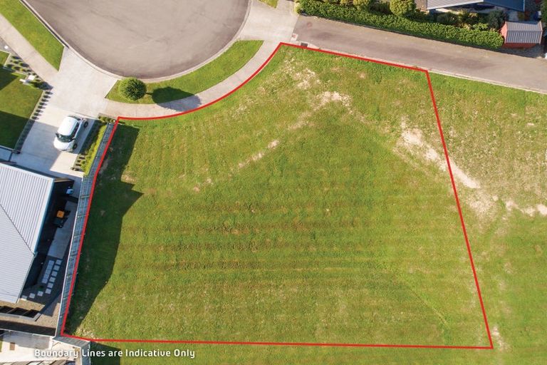 Photo of property in 14 Edenmore Terrace, Fitzherbert, Palmerston North, 4410