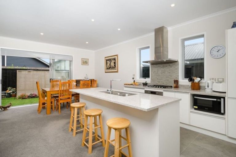 Photo of property in 8 Poaka Road, Hobsonville, Auckland, 0618