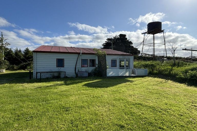 Photo of property in 504 Whitstone-five Forks Road, Five Forks, Oamaru, 9492