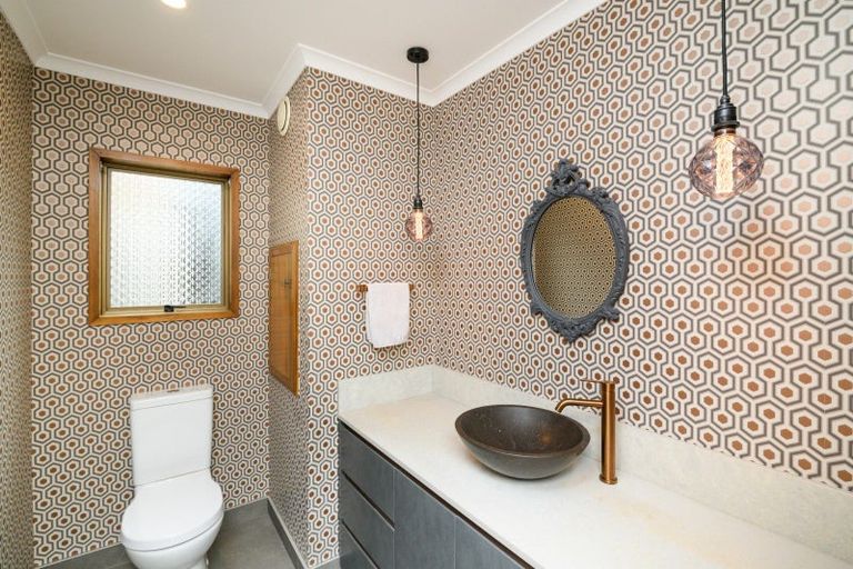 Photo of property in 12 Truscott Grove, Awapuni, Palmerston North, 4412