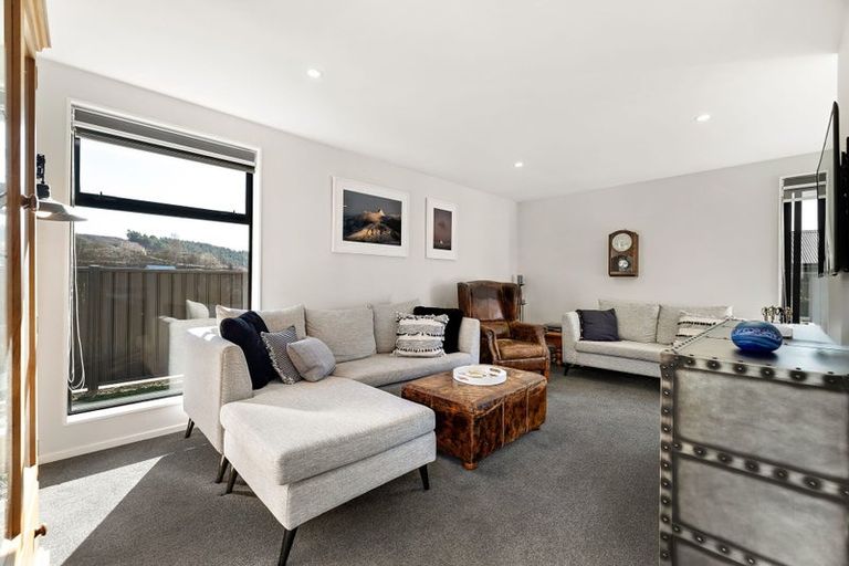 Photo of property in 11 Alice Burn Drive, Luggate, Cromwell, 9383