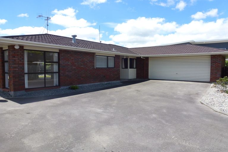 Photo of property in 205a Fitzherbert Avenue, West End, Palmerston North, 4410