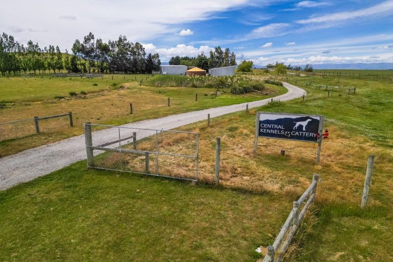 Photo of property in 1981 Omakau Chatto Ck Road, Chatto Creek, Alexandra, 9393