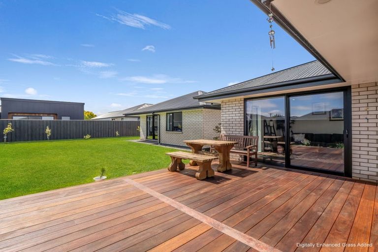 Photo of property in 17 Lusk Street, Rangiora, 7400
