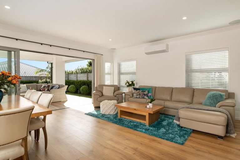 Photo of property in 22 Coast Boulevard, Papamoa Beach, Papamoa, 3118