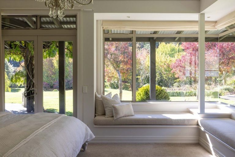 Photo of property in 274 Polson Hill Drive, Aokautere, Palmerston North, 4471