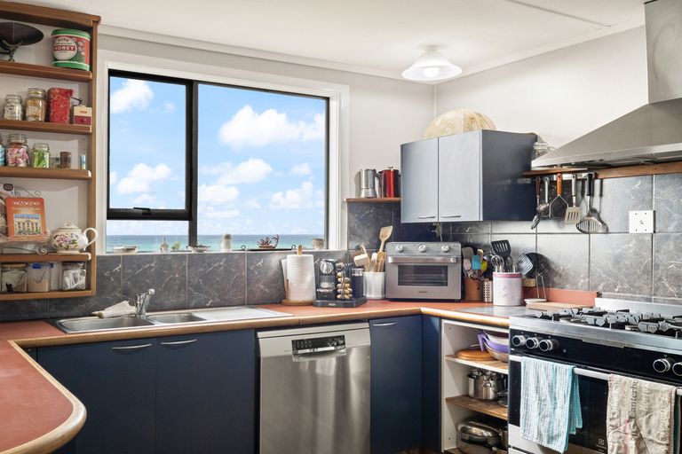 Photo of property in 156 Shag Point Road, Shag Point, Palmerston, 9482