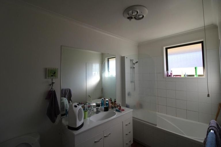 Photo of property in 45 Woodbury Street, Russley, Christchurch, 8042