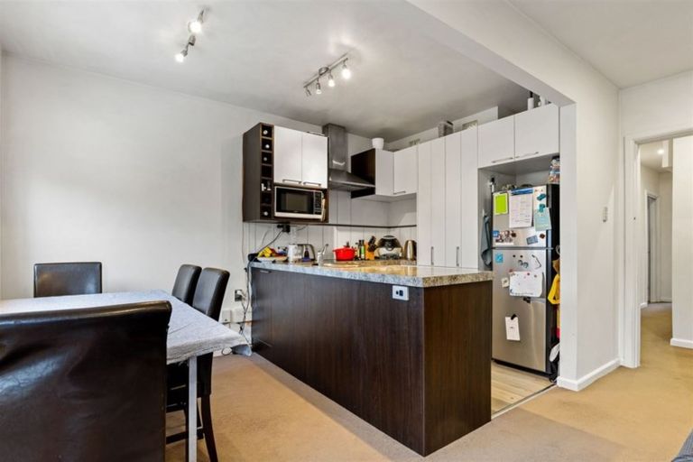 Photo of property in 21 Dinton Street, Russley, Christchurch, 8042