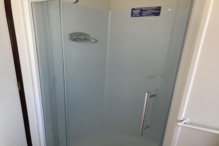 Photo of property in 15 Pringle Place, Nawton, Hamilton, 3200