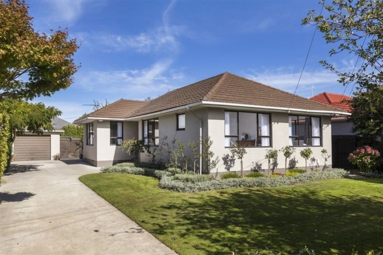Photo of property in 101 Isleworth Road, Bishopdale, Christchurch, 8053