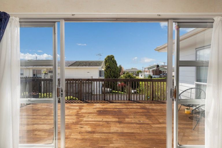 Photo of property in 15 Gilmore Street, Te Puke, 3119