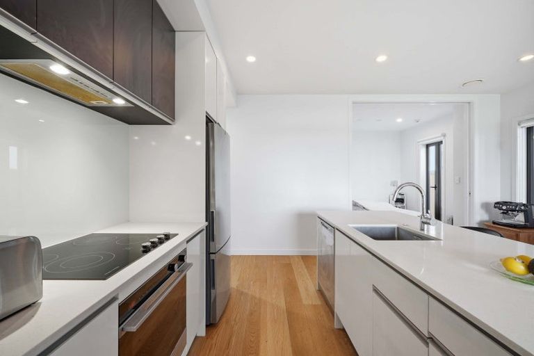 Photo of property in Frank Sargeson Apts, 104/74 Anzac Street, Takapuna, Auckland, 0622