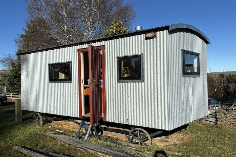 Photo of property in 2 Hill Street, Macraes, Palmerston, 9483