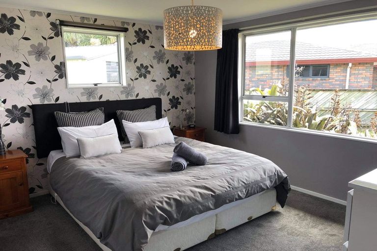 Photo of property in 6 Melland Place, Te Anau, 9600