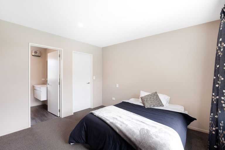 Photo of property in 10 Broadway Parade, Rolleston, 7615