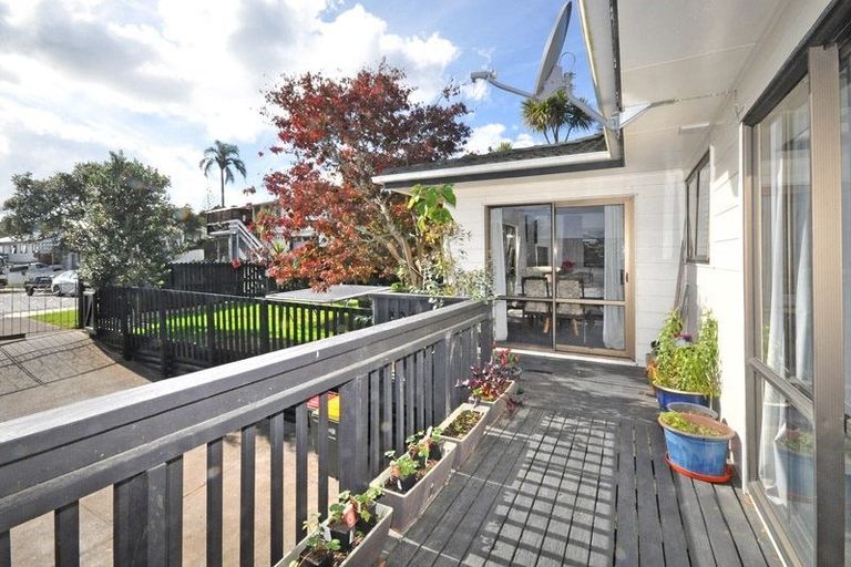 Photo of property in 4 Wesleydale Place, Papakura, 2110