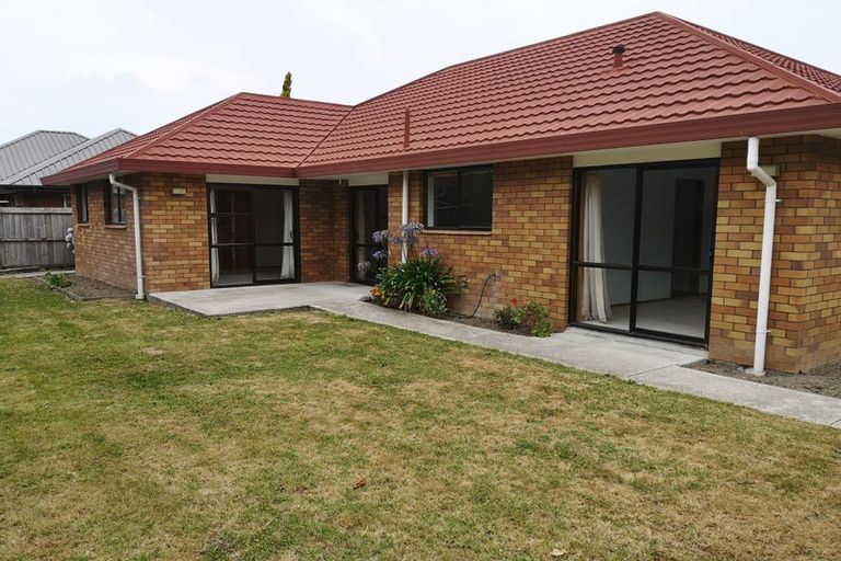 Photo of property in 59 Apsley Drive, Avonhead, Christchurch, 8042