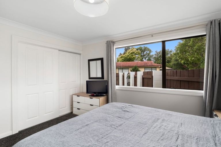 Photo of property in 9 Guernsey Place, Fitzherbert, Palmerston North, 4410