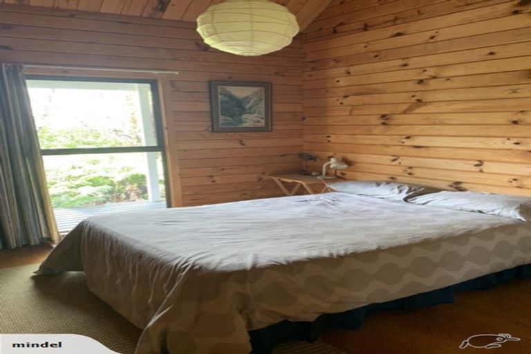 Photo of property in 17 Ivy Terrace, Moana, 7872