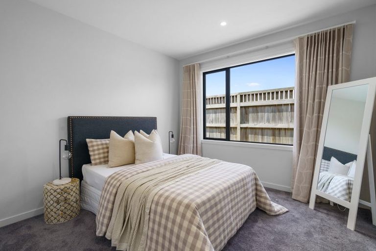 Photo of property in 20 Clifford Close, Leamington, Cambridge, 3432