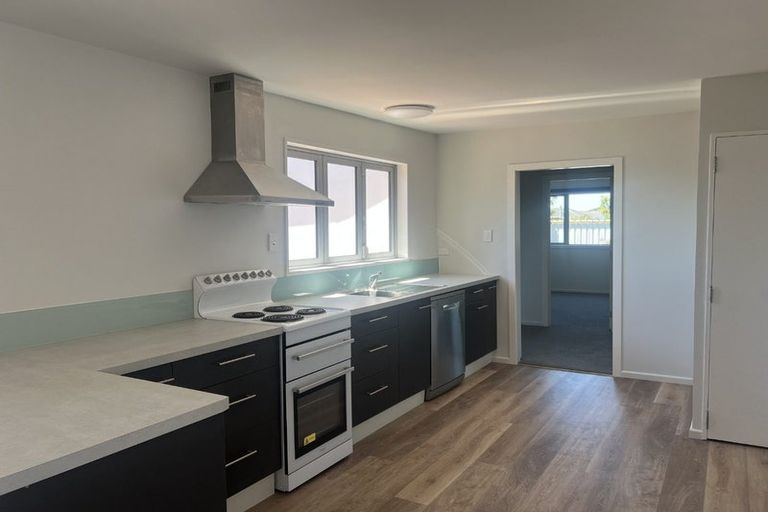 Photo of property in 159 Pacific Road, North New Brighton, Christchurch, 8083