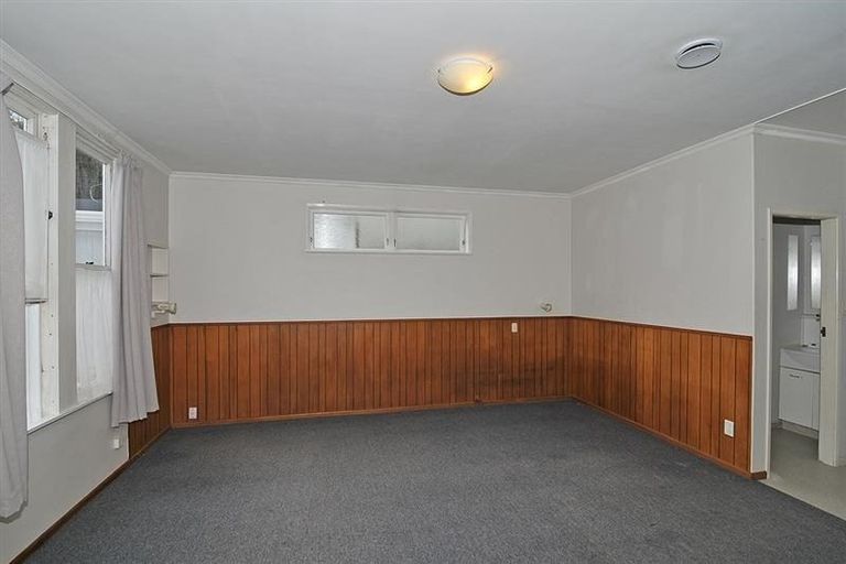 Photo of property in 58 Fairlie Terrace, Kelburn, Wellington, 6021