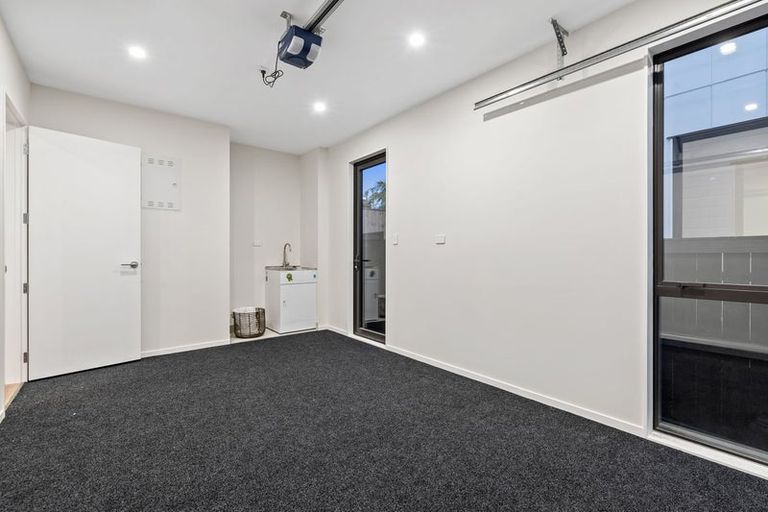 Photo of property in 33e Stanley Avenue, Milford, Auckland, 0620