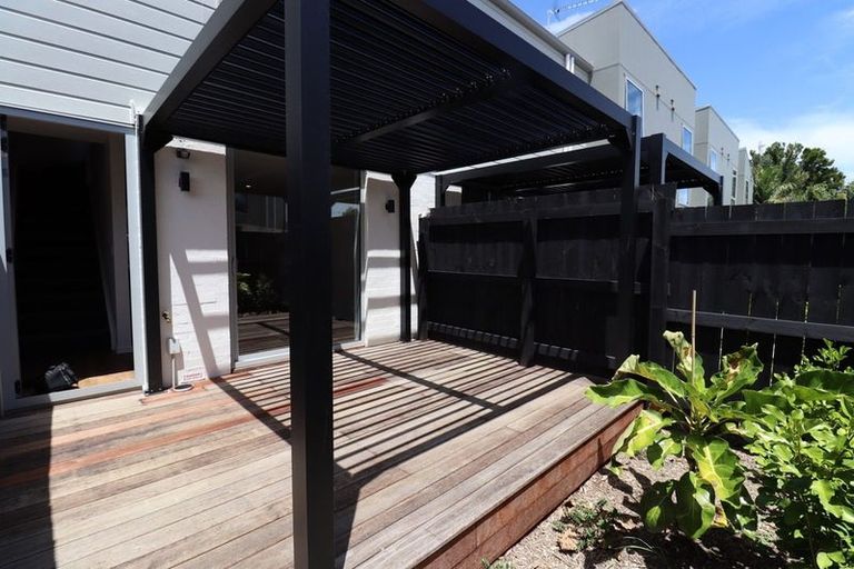 Photo of property in 12/25 Tranent Road, Mangere, Auckland, 2022