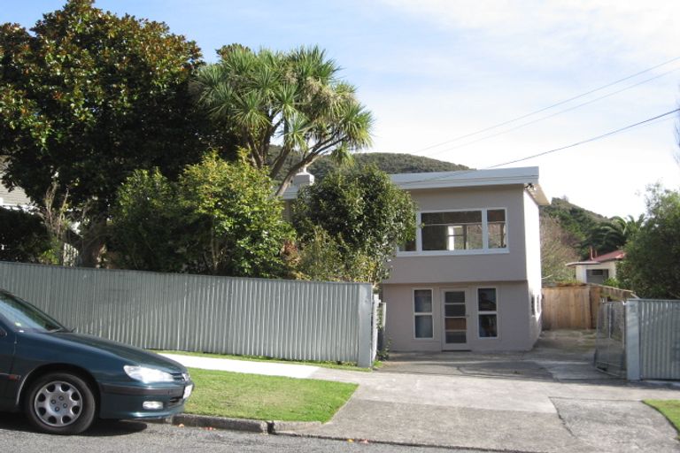 Photo of property in 214 Rata Street, Naenae, Lower Hutt, 5011