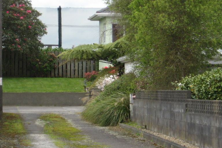 Photo of property in 25a Waimea Street, Westown, New Plymouth, 4310