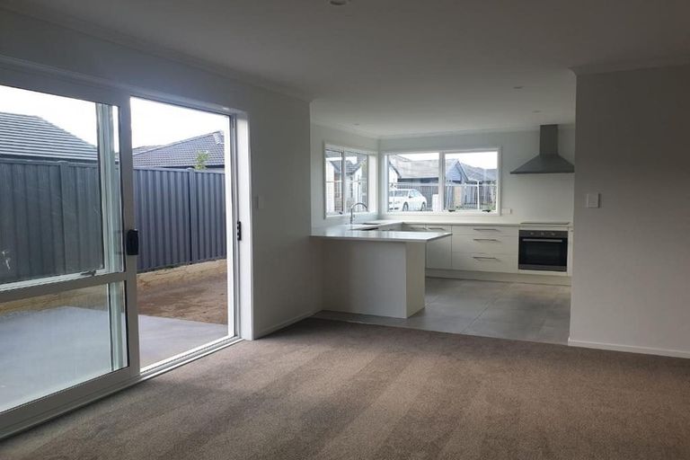 Photo of property in 18 Raynor Crescent, Pyes Pa, Tauranga, 3112