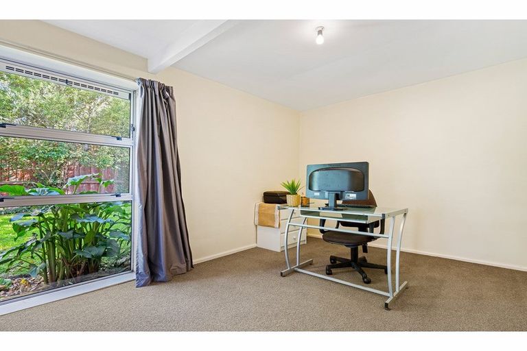 Photo of property in 8 Riwai Street, Templeton, Christchurch, 8042