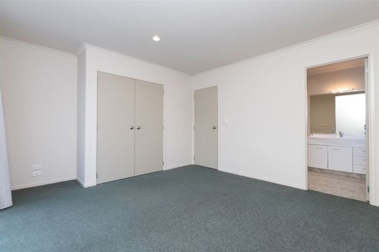 Photo of property in 8 Grevillea Place, Melville, Hamilton, 3206