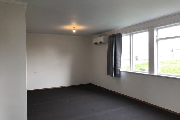 Photo of property in 24-30 Cheshire Street, Cannons Creek, Porirua, 5024