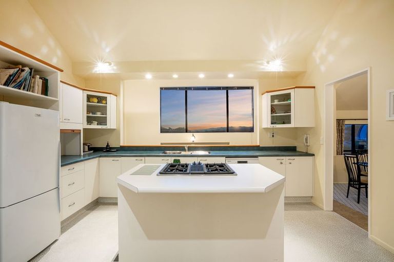 Photo of property in 14 Portage Place, Whitby, Porirua, 5024