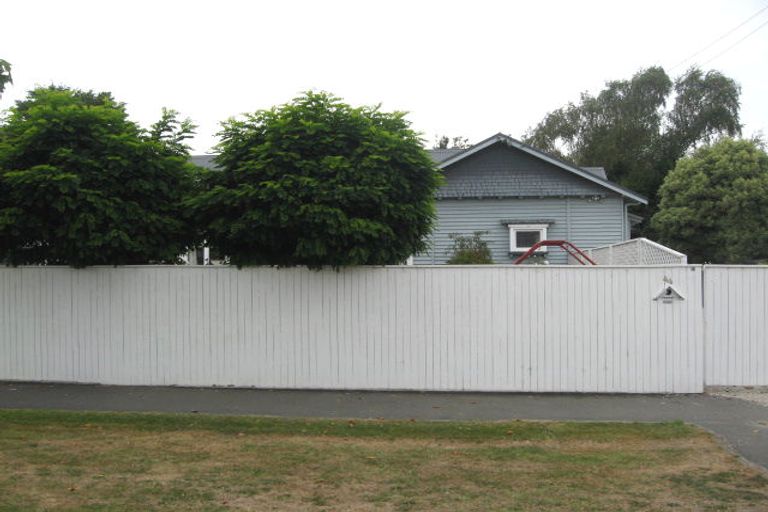 Photo of property in 44 Tomes Road, St Albans, Christchurch, 8052