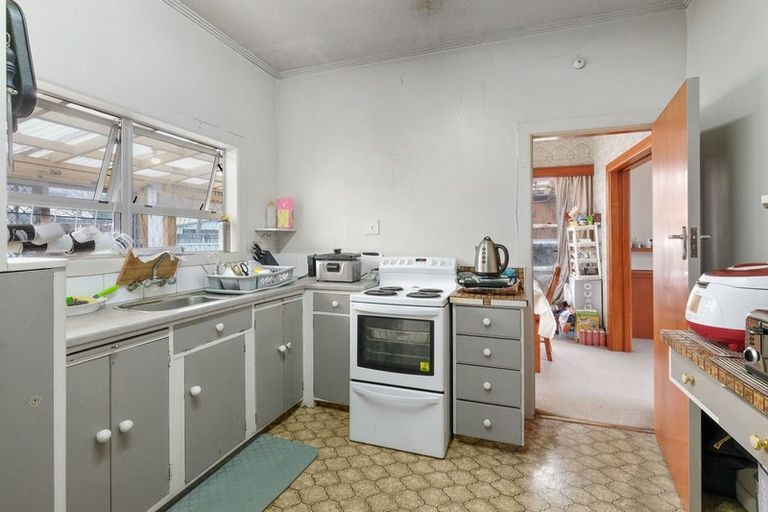 Photo of property in 305 Kahutia Street, Gisborne, 4010