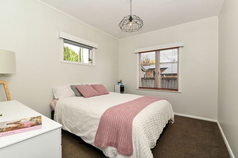 Photo of property in 30 Gillies Avenue, Claudelands, Hamilton, 3214