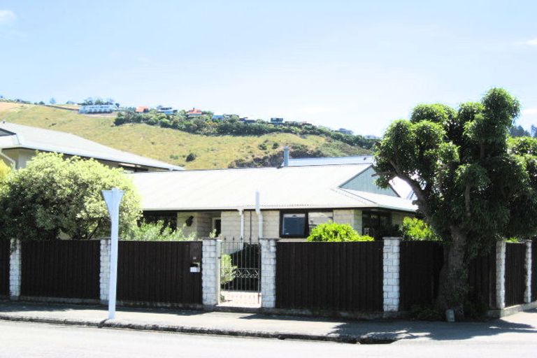Photo of property in 22 Menzies Street, Sumner, Christchurch, 8081