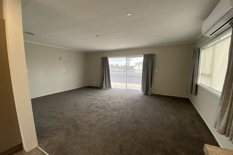 Photo of property in 8a Toi Street, Tawhero, Whanganui, 4501