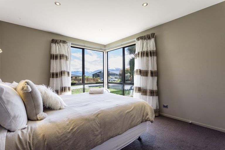 Photo of property in 13b Mataraki Place, Wanaka, 9305
